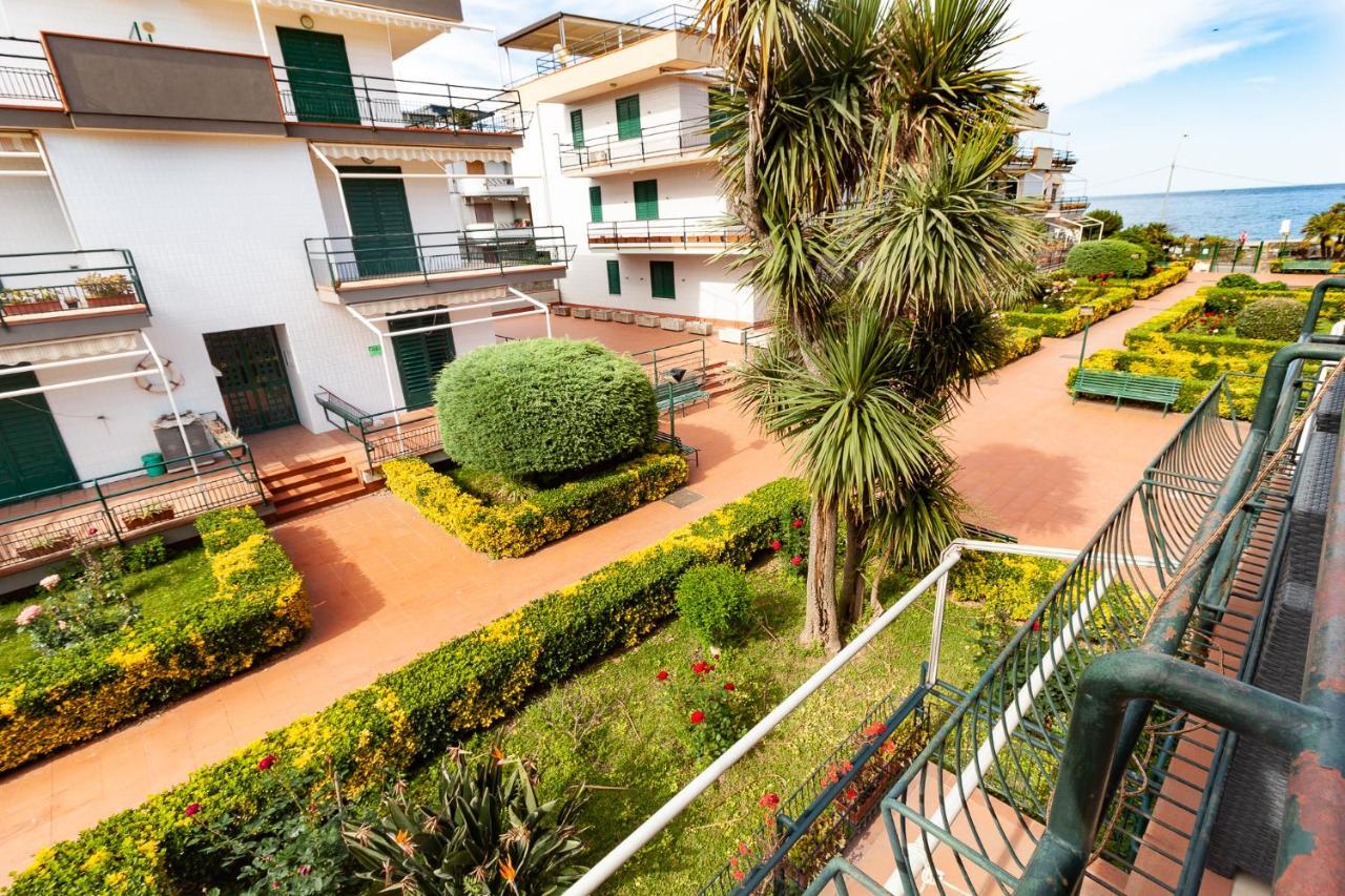 Stella Marina Apartamento Mascali Exterior foto
