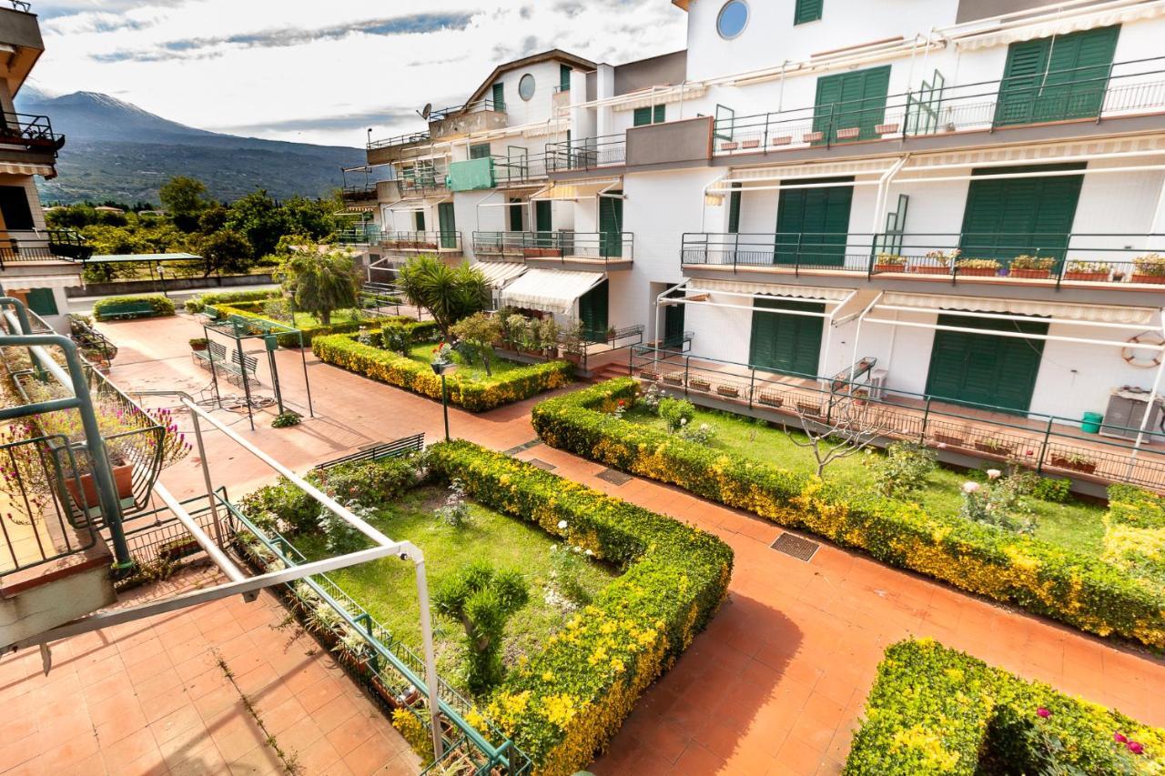 Stella Marina Apartamento Mascali Exterior foto